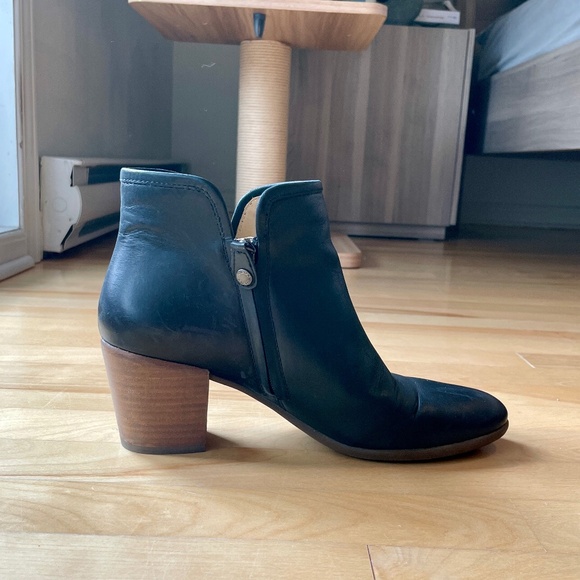 Geox Respira ankle boots - Picture 3 of 9